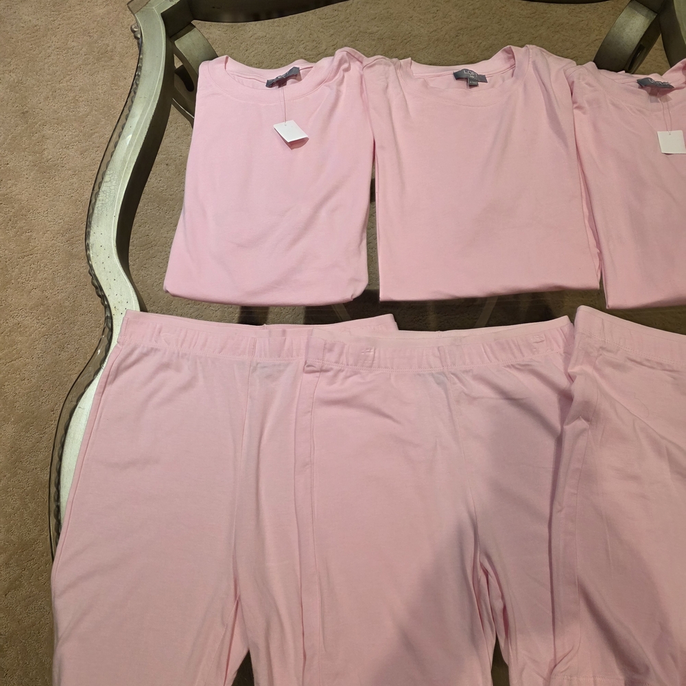 LOFT Soft Pink Sleepwear Set - Picture 2 of 9